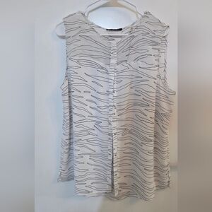 Black and White Patterned Top